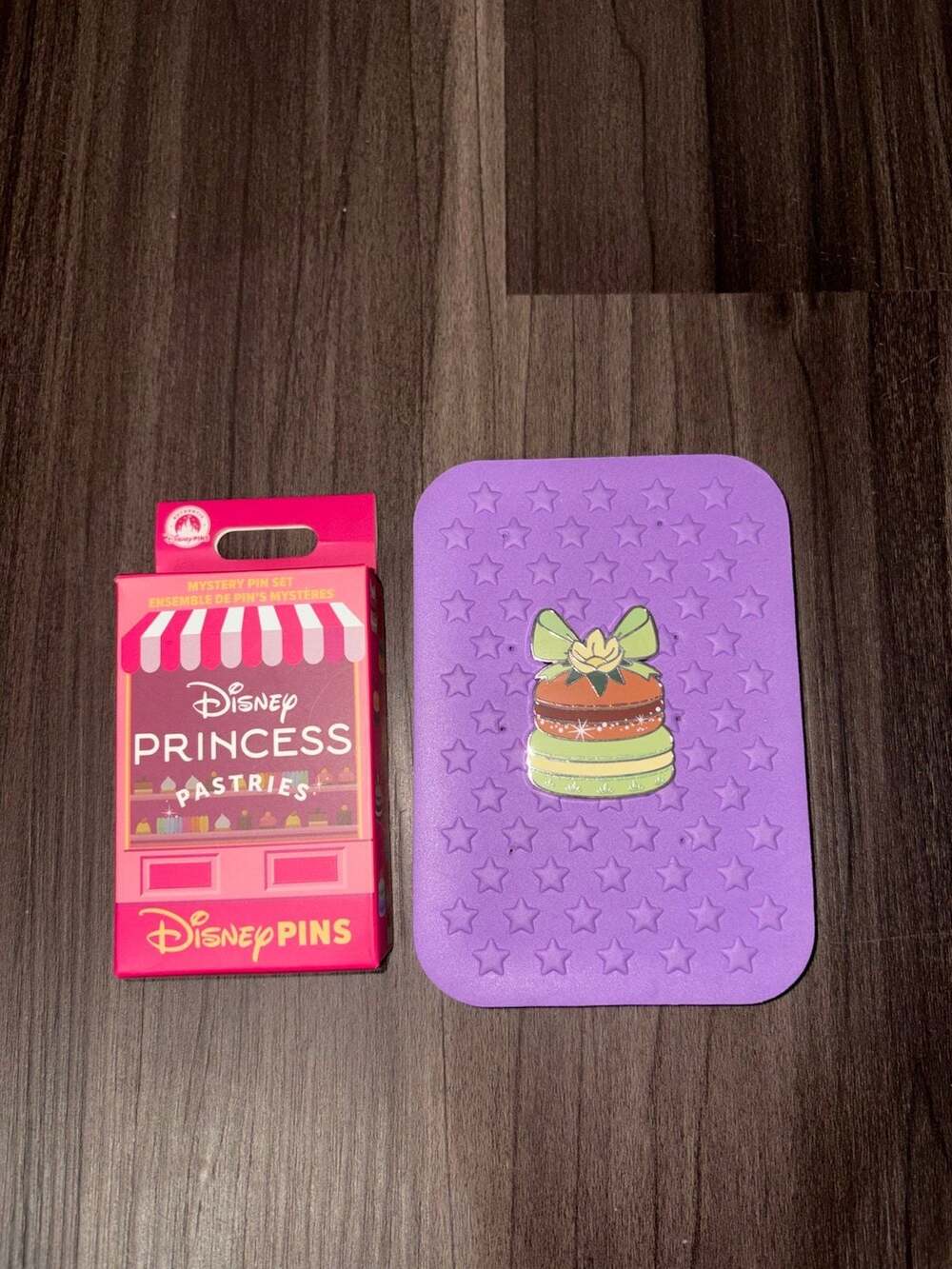 2/2 tiana princess pastries pin